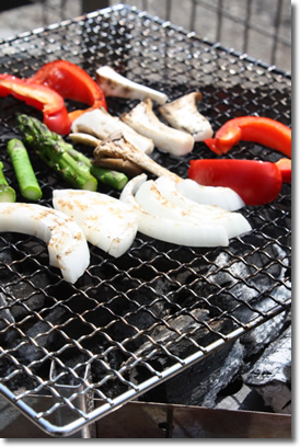 *　初ガーデンBBQ　*_e0010185_21253632.jpg