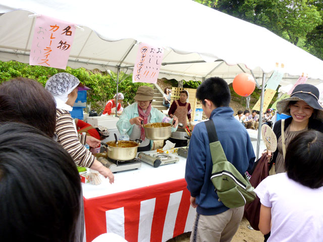 船岡山 建勲神社_e0048413_16555717.jpg