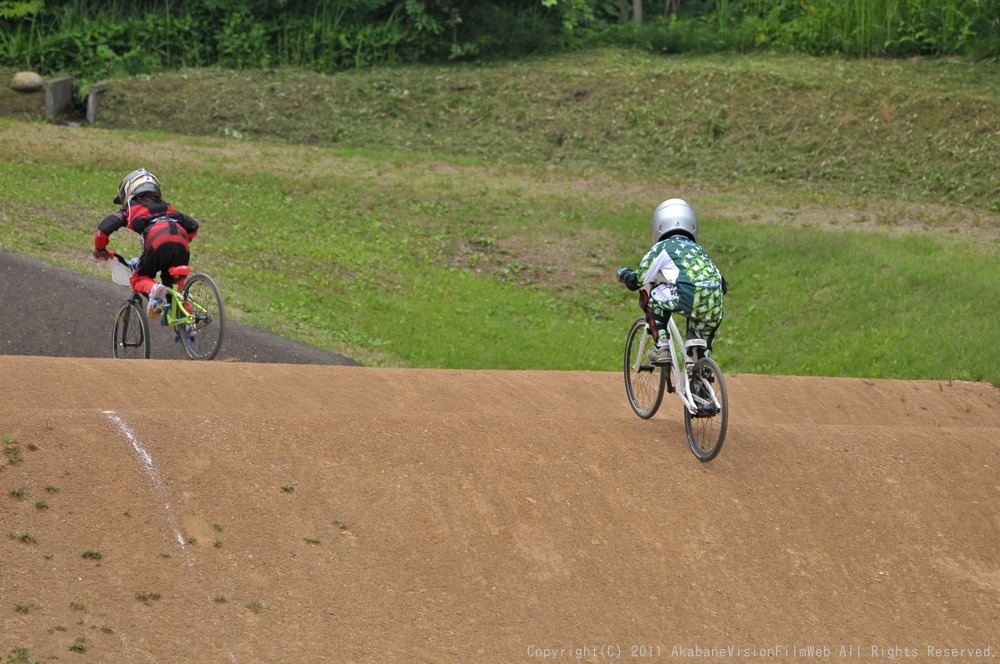 2011JBA定期戦Ｒ−２　VOL1：６−８才クラス決勝_b0065730_9131135.jpg