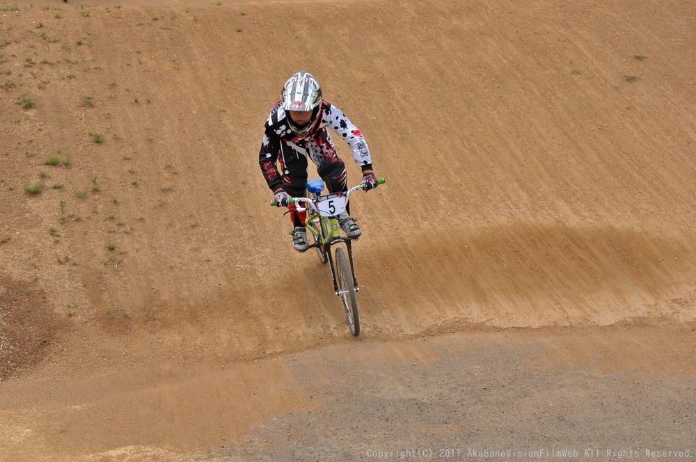 2011JBA定期戦Ｒ−２　VOL2：９−１０才クラス決勝_b0065730_9525249.jpg