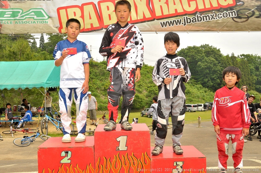2011JBA定期戦Ｒ−２　VOL2：９−１０才クラス決勝_b0065730_957493.jpg