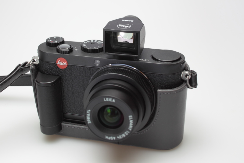 あると良いオプションパーツについて』 ライカ LEICA X1 の