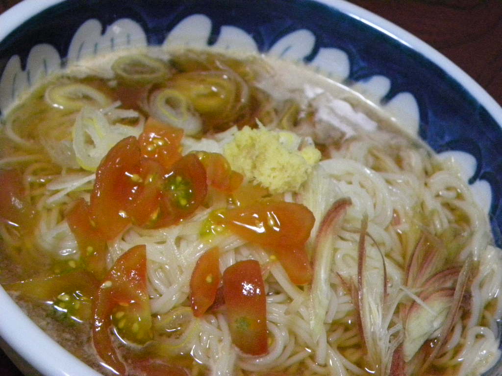 お浸しトマト麺_c0162773_1218015.jpg