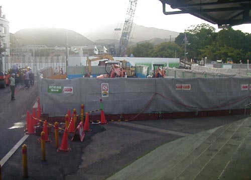 ●嵐山駅前の変化、その108(円形階段、駅舎から広場、脇道)_d0053294_12151077.jpg