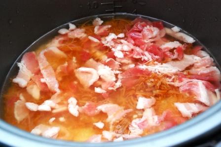 豚バラとえのきの柚子胡椒風味の炊き込みご飯_d0104926_4524163.jpg