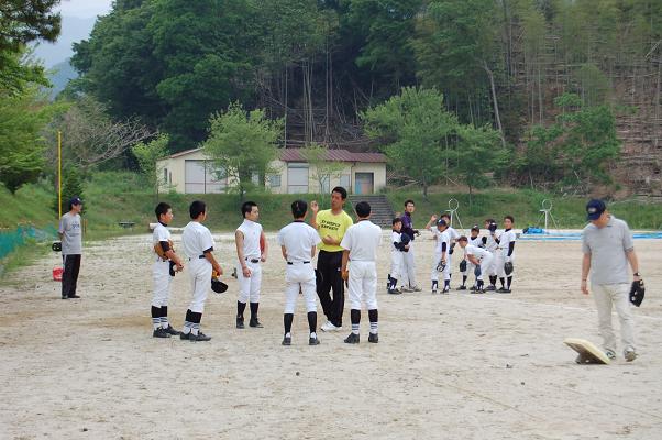 バンビ坂本野球教室を開催しました!_d0010630_11231957.jpg