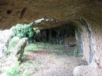 ヴィトッツァ洞窟の住居群２、トスカーナ ソラーノ_f0234936_216449.jpg