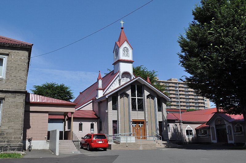 カトリック北１条教会（カトリック札幌司教座教会）聖堂_c0112559_1343526.jpg