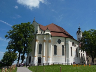 Wieskirche　丘の上のヴィース教会_e0195766_0493984.jpg