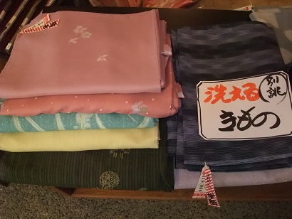 夏物半額です!! なんとそこから!_d0230676_16391727.jpg