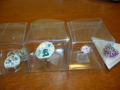 e0011102_2314428.jpg