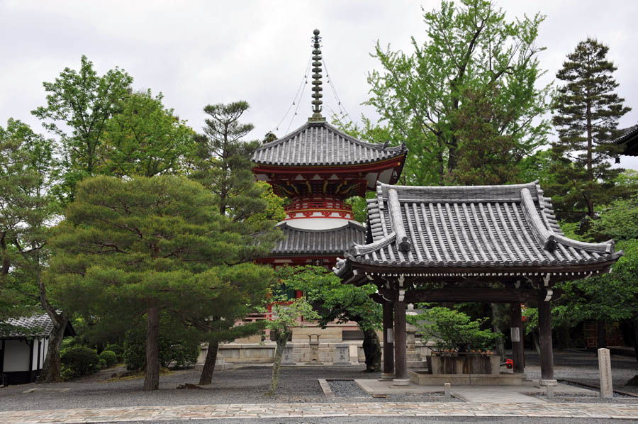 知恩院と祇園の町並み (京都)_a0042310_10561273.jpg