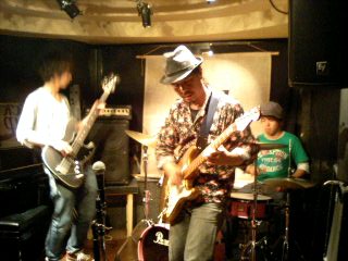 c0014453_0322967.jpg