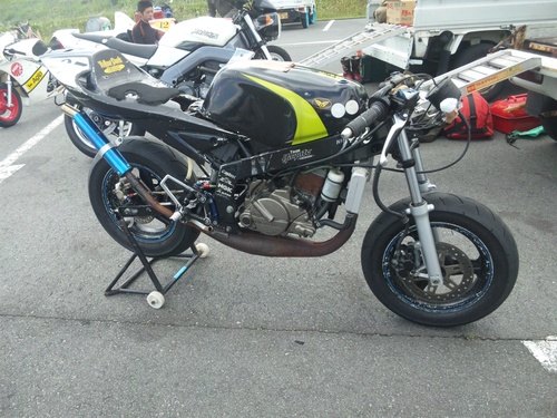 定休日は、12インチミニバイクでござる。_a0163159_2023587.jpg