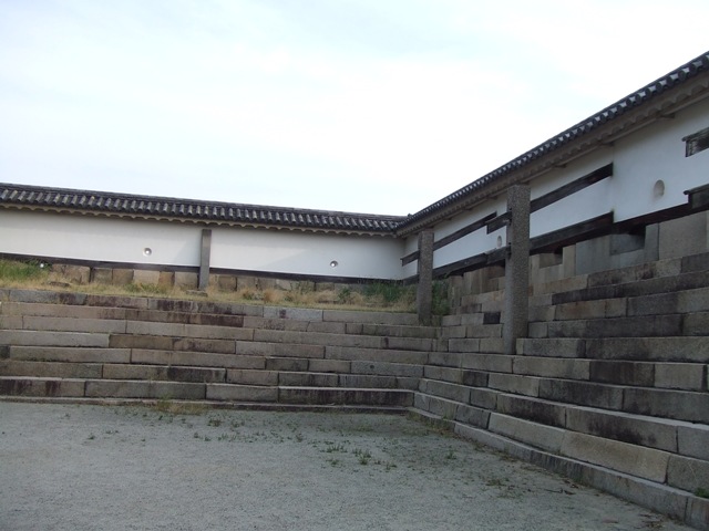 Otemon Gates in Osaka Castle Site_e0046748_14485132.jpg