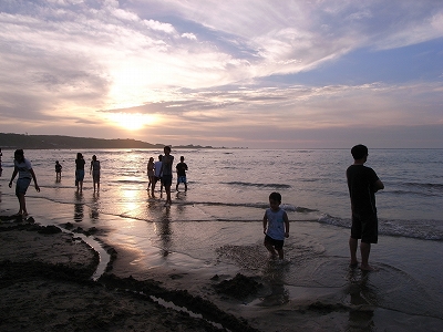 『白沙月湾』　～台北から日帰りで行ける、白浜ビーチ☆～_c0204808_21344438.jpg