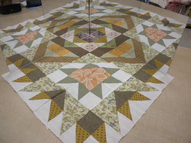 Remaking a 20-year-old quilt! Kaleidoscope patchwork tote
