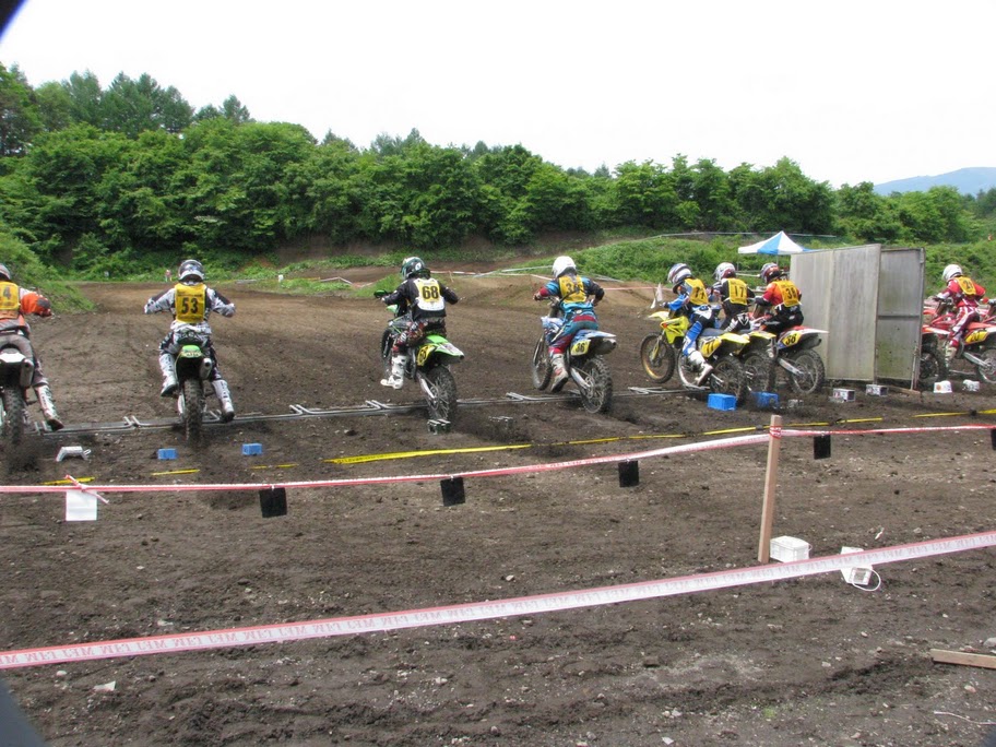 2011関東モトクロス選手権第3戦(軽井沢モーターパーク)予選_a0170631_046422.jpg
