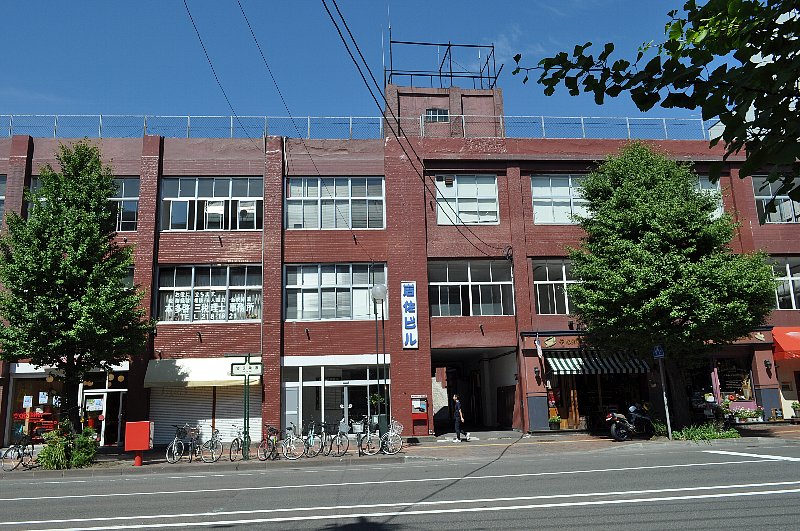 レトロな建物を訪ねて