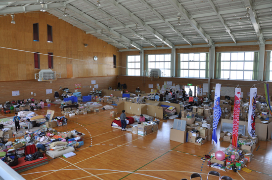 仮設住宅に入居が進まない理由~家電6点セットのワナ_e0171573_2238913.jpg