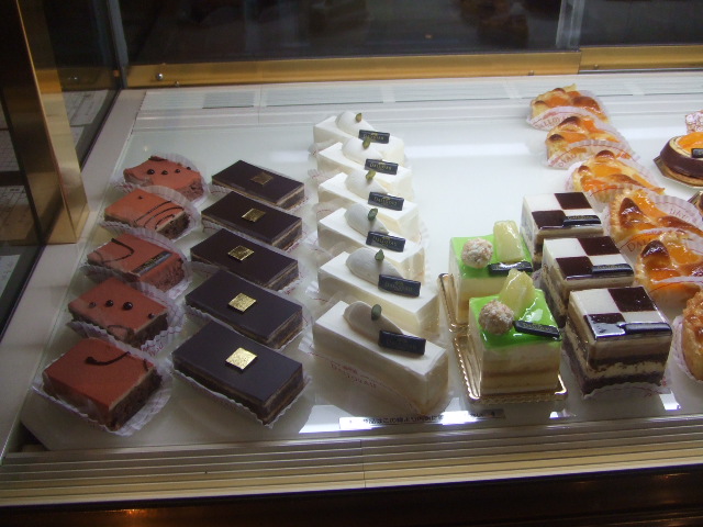ダロワイヨ銀座本店 C b ケーキバイキング ベーグルな日々 ダロワイヨ銀座本店 C b ケーキバイキング ベーグルな日々