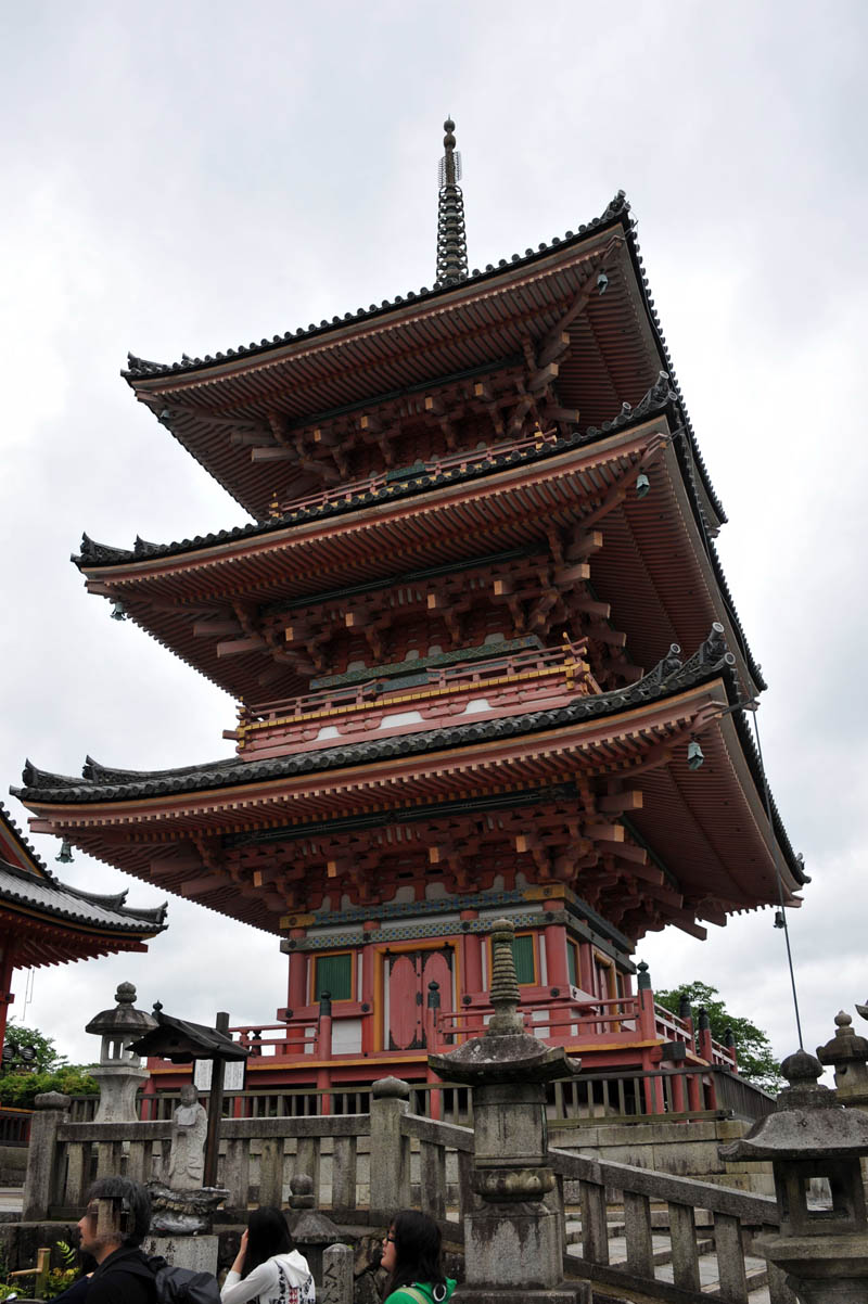 清水寺 (京都)_a0042310_14224551.jpg