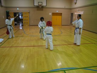 西町教室 練習試合と審判講習!_c0118332_22274299.jpg