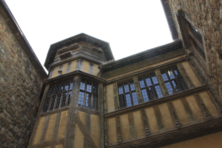 The Inside Of Leeds Castle_e0138008_1925380.jpg