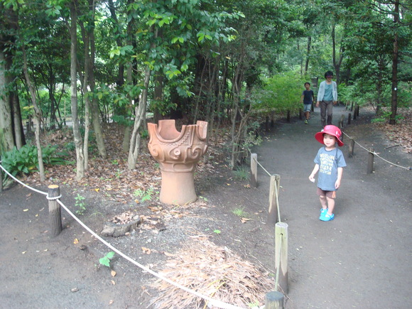 土器焼き: firing replicated pottery_a0186568_0434127.jpg
