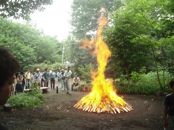 土器焼き: firing replicated pottery_a0186568_11677.jpg