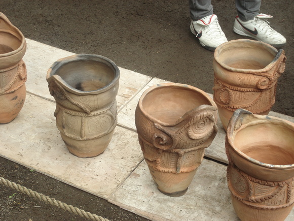 土器焼き: firing replicated pottery_a0186568_165245.jpg