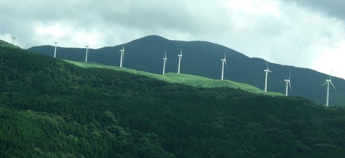 阿蘇俵山の風力発電_d0116009_8514241.jpg