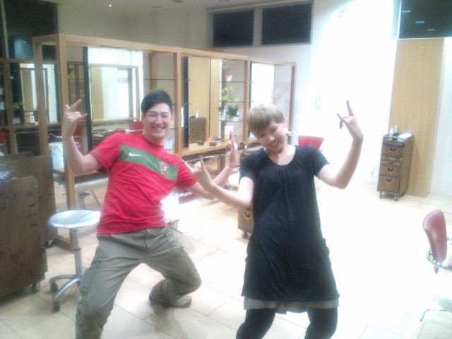 M Slash Aveda 自由が丘店でジョジョ立ち Wryyyyyyyyy なう Excite公式 Kta Brasil ケイタブラジル Blog Topへ M Slash Aveda 自由が丘店でジョジョ立ち Wryyyyyyyyy なう Excite公式 Kta Brasil ケイタブラジル Blog Topへ
