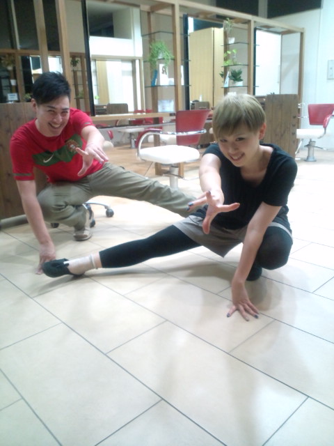 M Slash Aveda 自由が丘店でジョジョ立ち Wryyyyyyyyy なう Excite公式 Kta Brasil ケイタブラジル Blog Topへ