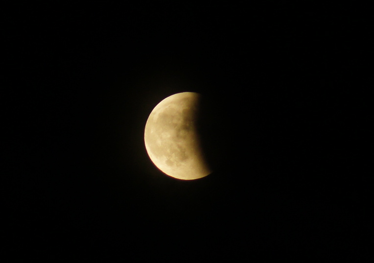 皆既月食。_c0180686_1822328.jpg