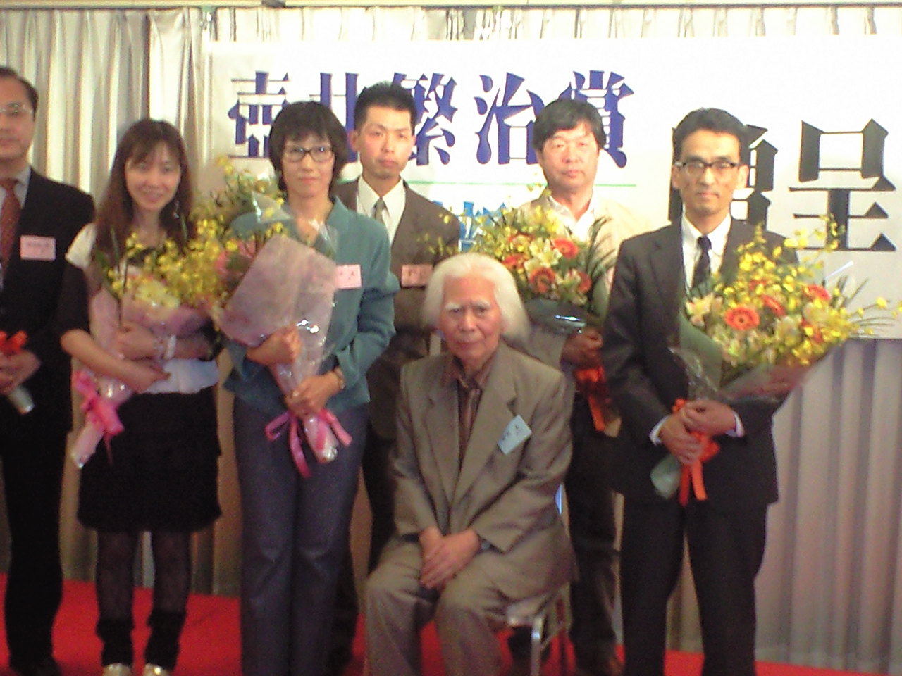 詩誌『詩人会議』の受賞式・2011.5.28 ａｔ日本青年館_c0063108_11212721.jpg