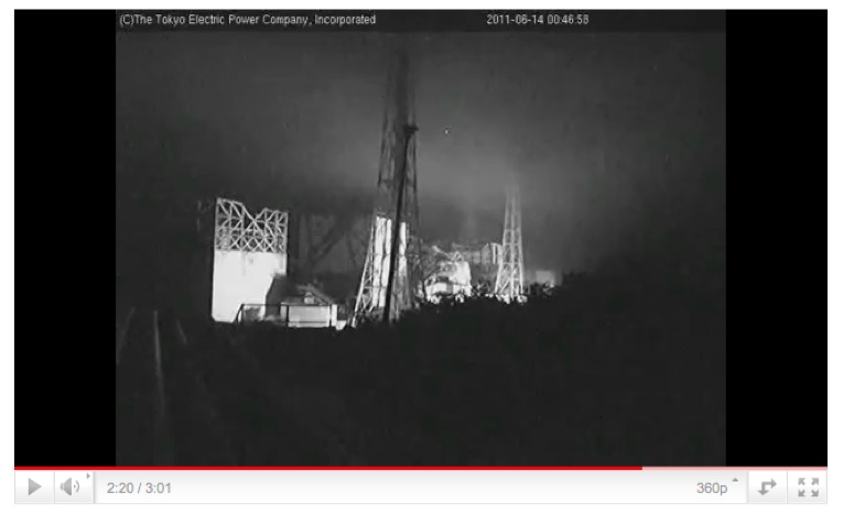 福島第一原発にUFO:今度は「球状UFO」_e0171614_17123852.jpg