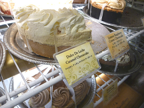 The Cheesecake Factory(ザ・チーズケーキ・ファクトリー)_c0152767_2313453.jpg
