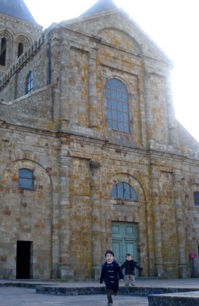 f0235379_6501860.jpg