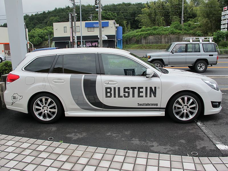 待ちに待った新型レガシィとお客様感謝ディ_f0076731_2124244.jpg