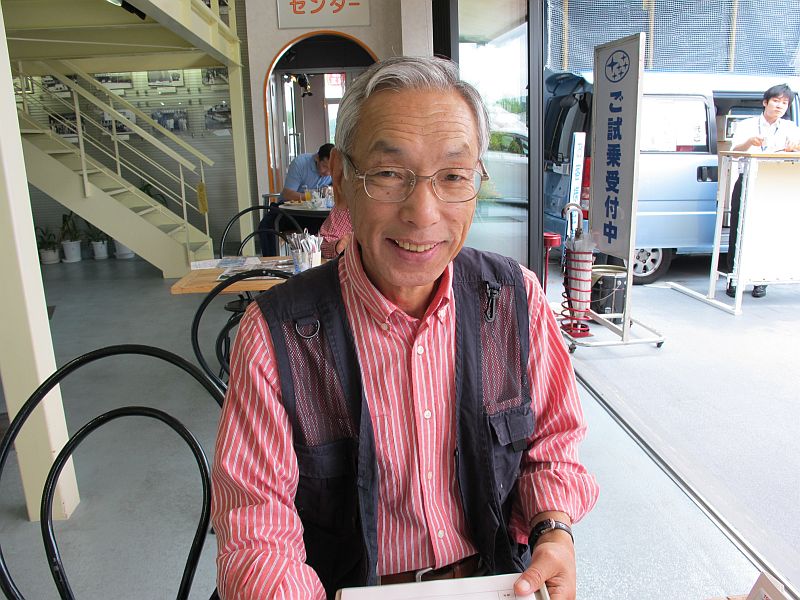 待ちに待った新型レガシィとお客様感謝ディ_f0076731_21253011.jpg