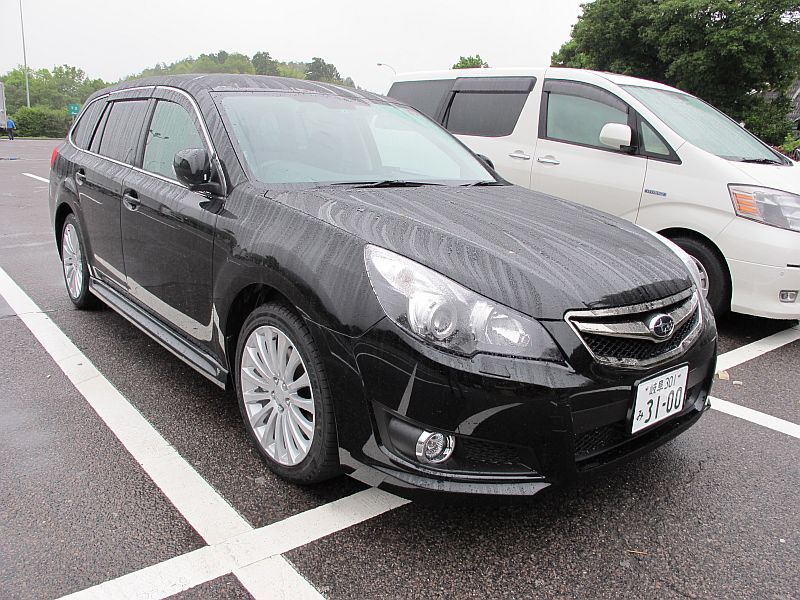 待ちに待った新型レガシィとお客様感謝ディ_f0076731_837201.jpg