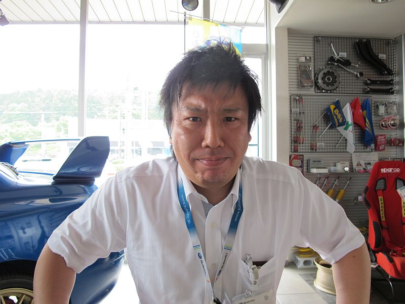 待ちに待った新型レガシィとお客様感謝ディ_f0076731_8411088.jpg