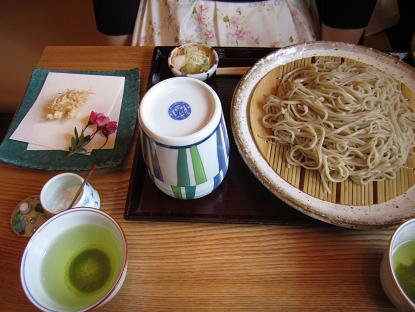 鍋焼うどんの探求(30) 蕎麦切 森の@本郷 至高のきしめん_f0030574_1322013.jpg