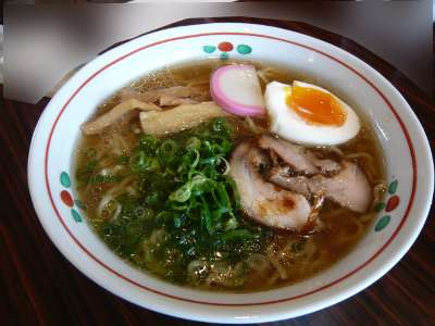 鳥取で　牛骨ラーメン_f0085495_1181755.jpg