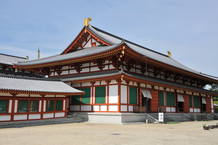 薬師寺 と 玄奘三蔵院 (奈良)_a0042310_9194868.jpg
