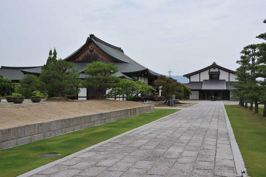 薬師寺 と 玄奘三蔵院 (奈良)_a0042310_944994.jpg