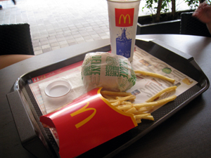 マクドナルドは日本とは違うのか?_f0144385_12241841.jpg