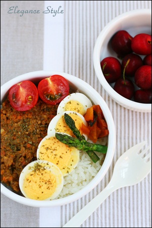 夏はやっぱりカレーだね！ドライカレー弁当_f0114146_1075130.jpg