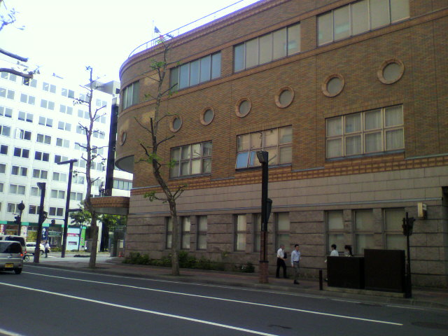 札幌中央署_b0106766_1955356.jpg